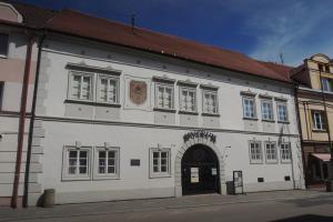 V Rožmberském domě v Soběslavi pobývala i Zuzana Vojířová