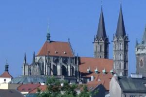 Chrám sv.Bartoloměje v Kolíně je významnou gotickou sakrální stavbou Chrám sv.Bartoloměje v Kolíně je významnou gotickou sakrální stavbou