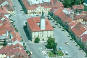 Radnice v Sušici je jedna z největších radnic v Čechách