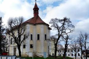 Kostel Nejsvětější Trojice v Hořovicích byl vybudován pro theatinský klášter