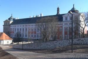 Speciální letní prohlídky lákají k návštěvě Kláštera v Broumově