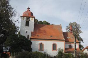 Kostel Narození Panny Marie v Křivsoudově byl opevněn v době Braniborů v Čechách