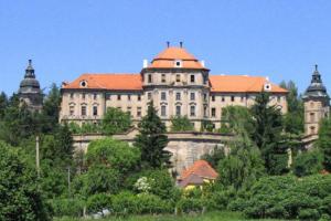 V klášteře Chotěšov sloužil i písničkář Karel Kryl