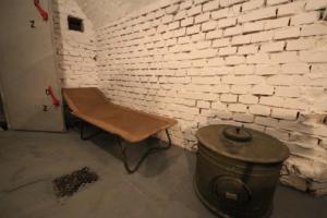 Jihlava otevře novou expozici v podzemí – kryt civilní obrany Jihlava otevře novou expozici v podzemí – kryt civilní obrany