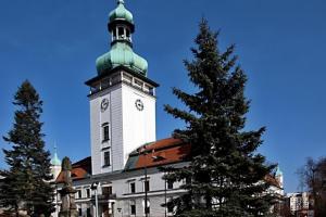 Užijte si prázdniny na zámku a hvězdárně Užijte si prázdniny na zámku a hvězdárně