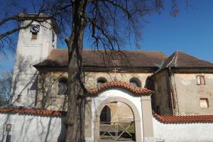 Kostel sv.Bartoloměje v Solopyskách skrývá hrobku Vraždů z Kunštátu