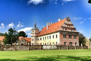 Zámek skrytých pokladů je Červené Poříčí Zámek skrytých pokladů je Červené Poříčí