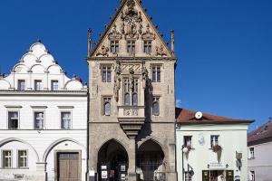 Kamenný dům v Kutné Hoře patří mezi nejvýznamnější památky pozdně gotické architektury v Evropě