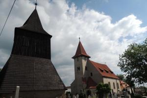 Na hradišti Slavníkovců stojí kostel sv.Štěpána