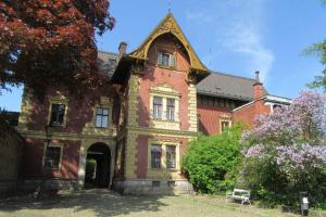 Blaschkova vila je architektonická perla Českého Dubu Blaschkova vila je architektonická perla Českého Dubu