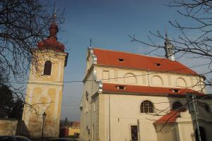 Jeden z prvních renesančních kostelů postavených severně od Alp stojí v Brandýse nad Labem