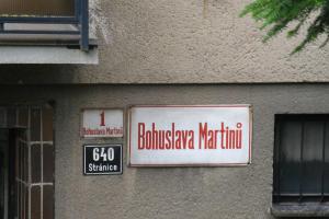 Brňáci dodnes kupujó flósky, oblečó šolnu, potom nastražují ovar a hážó kukačku na Martinů