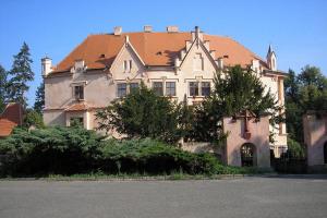Na zámku Vrchotovy Janovice se scházely významné osobnosti