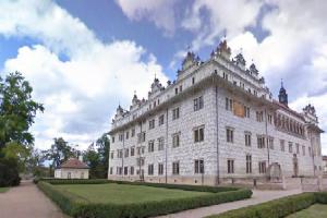 Květina, ozdoba plesů a slavností na zámku Litomyšl
