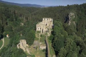Dívčí Kámen byl impozantní rožmberský hrad