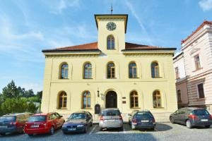 Galerie Stará radnice představí zlínského výtvarníka Mgr. Ladislava Pálku