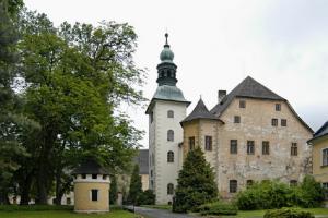 Národní památkový ústav převzal zámek Janovice u Rýmařova Národní památkový ústav převzal zámek Janovice u Rýmařova