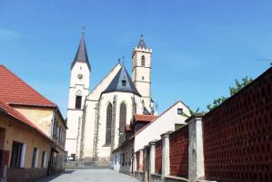 Kostel Nanebevzetí Panny Marie v Bavorově je významná jihočeská gotická stavba