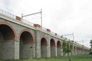 U Jezernice je nejdelší železniční viadukt u nás