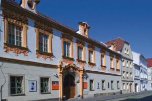 Severočeská galerie zve na výstavu Na rozhraní času – Litoměřický biskup Emanuel Arnošt z Valdštejna Severočeská galerie zve na výstavu Na rozhraní času – Litoměřický biskup Emanuel Arnošt z Valdštejna
