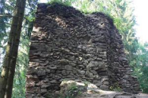 Hrad Aueršperk postavili Pernštejnové Hrad Aueršperk postavili Pernštejnové