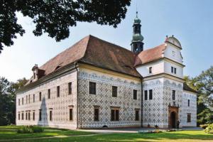 Zámek Doudleby je renesanční skvost Zámek Doudleby je renesanční skvost
