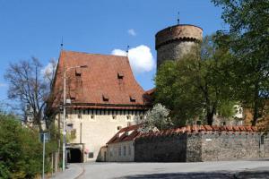 Husitské muzeum zve na noční prohlídky hradu Kotnov v Táboře Husitské muzeum zve na noční prohlídky hradu Kotnov v Táboře