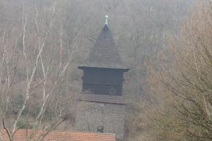 Zvonice v Krupce plnila i fortifikační funkci