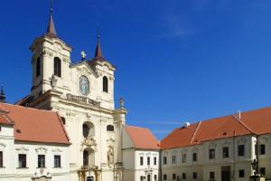 Památník písemnictví na Moravě zve na výstavu Víno a knihy