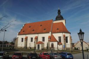 Kostel sv. Jiljí ve Vlašimi byl původně zasvěcen Panně Marii Vítězné Kostel sv. Jiljí ve Vlašimi byl původně zasvěcen Panně Marii Vítězné