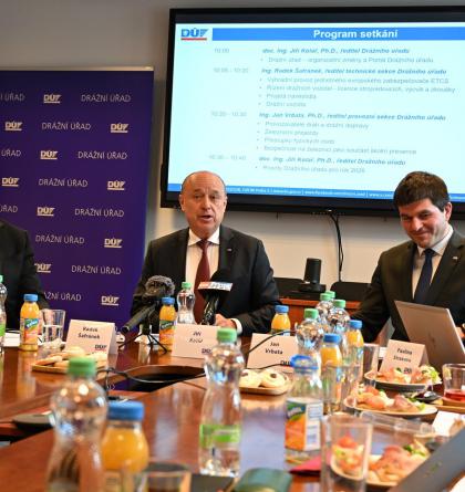 V Česku je 9356 strojvedoucích z toho je 127 žen, téměř dvakrát více než v roce 2021