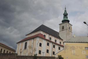 Kostel sv.Petra a Pavla byl založen v počátcích existence Broumova