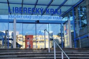 Vestibul úřadu ozdobí putovní výstava Památky mého kraje 2016