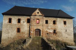 Hrad Kopec u Prostiboře patřil kladrubskému klášteru