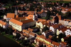 Muzeum Vysočiny zve na přednášku OD PRAMENE DYJE DO ZNOJMA Muzeum Vysočiny zve na přednášku OD PRAMENE DYJE DO ZNOJMA
